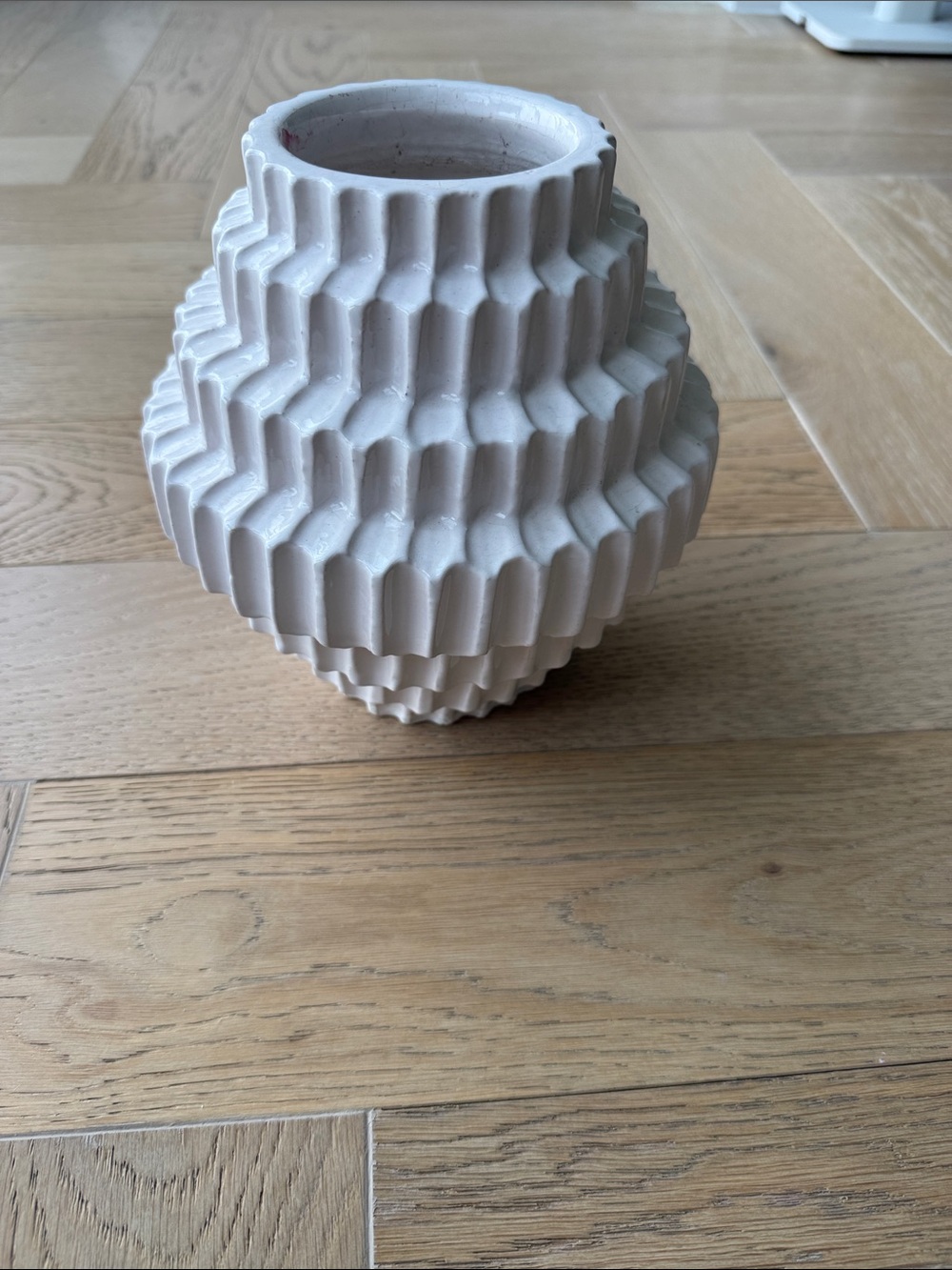 White Textured Ceramic Vase - Modern Geometric Home Art